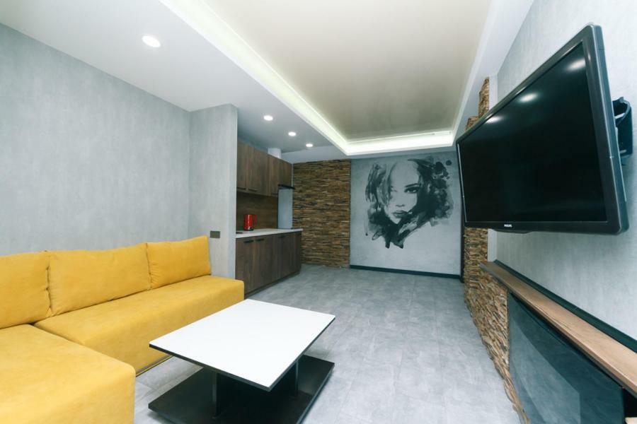 Hotrent City Kiev Dış mekan fotoğraf